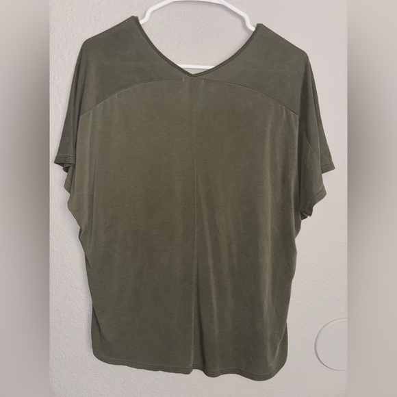 Vintage army green ladies crop top front pocket silky lightweight rue21 rare! - Picture 7 of 12